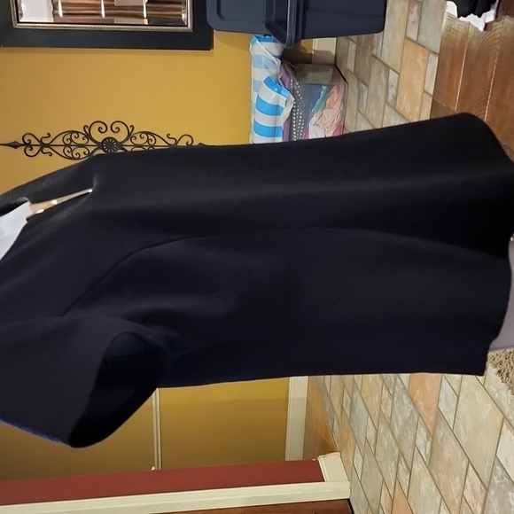 🌺Alyx NWT Peplum Style Top with Gold Metal Detail - Picture 5 of 12